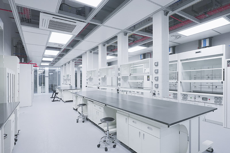渝北实验室革新：安全与科技的现代融合